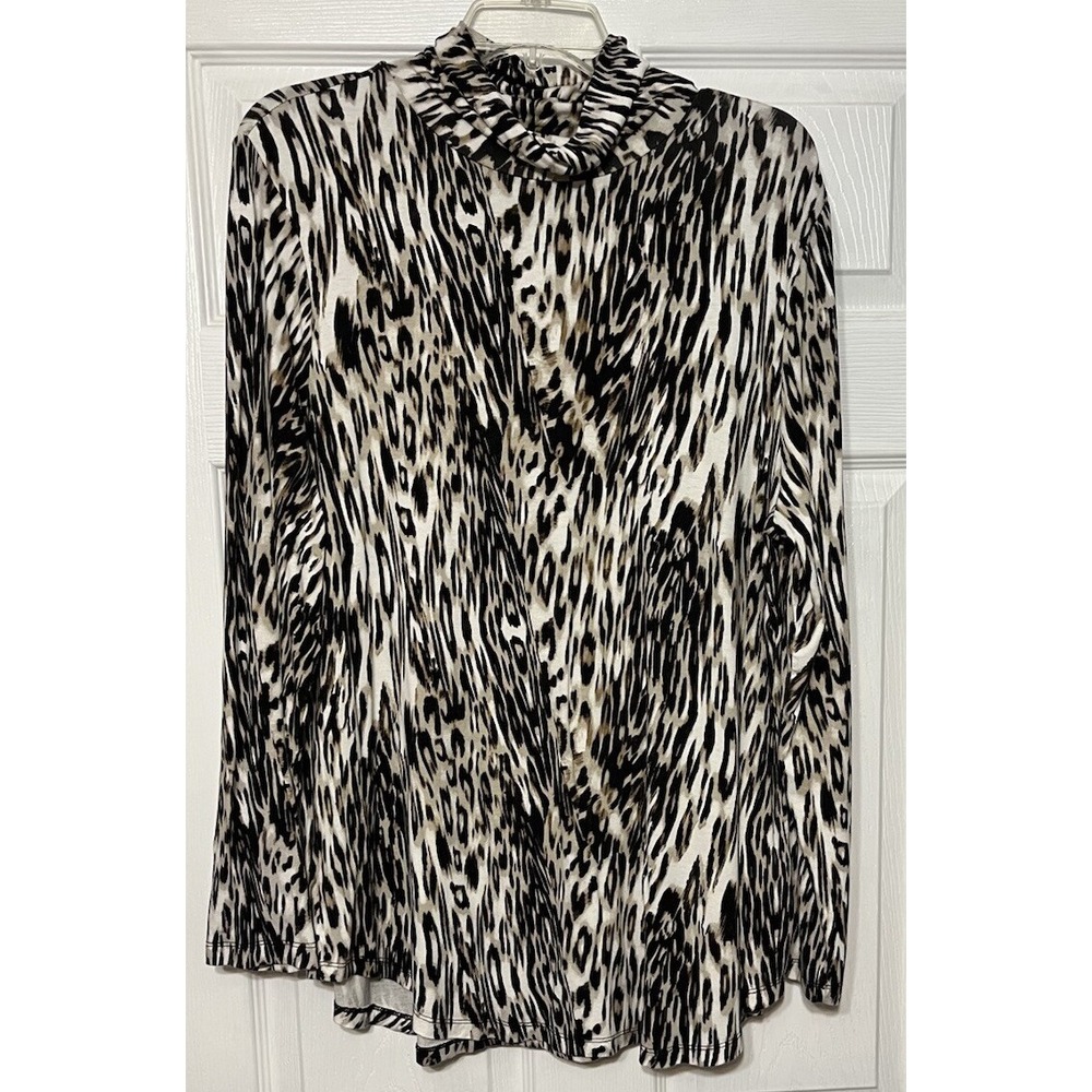 JM Collection‎ Woman Turtleneck Top Black/White Animal Print Size XL Long Sleeve